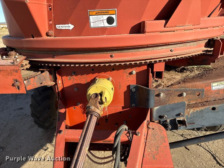 image for item EP0770 Hesston BP25 bale processor