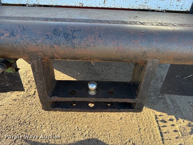 image for item EP0773 1975 Ford F500 utility / service truck