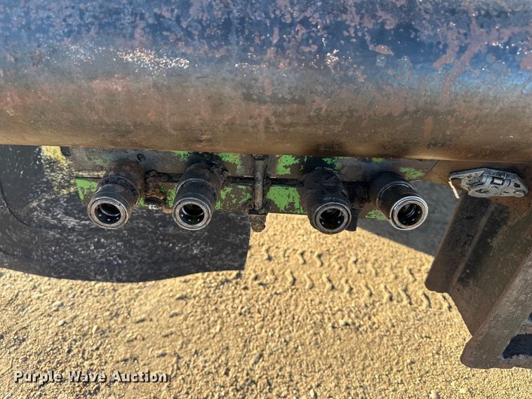 image for item EP0773 1975 Ford F500 utility / service truck