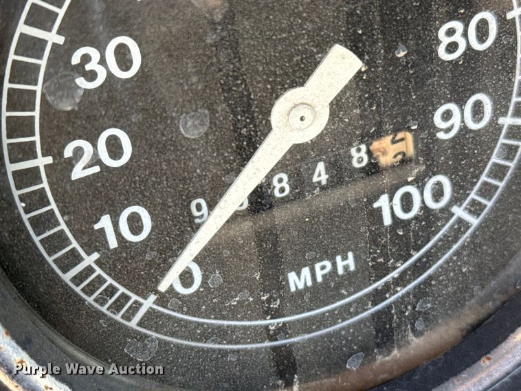 image for item EP0773 1975 Ford F500 utility / service truck