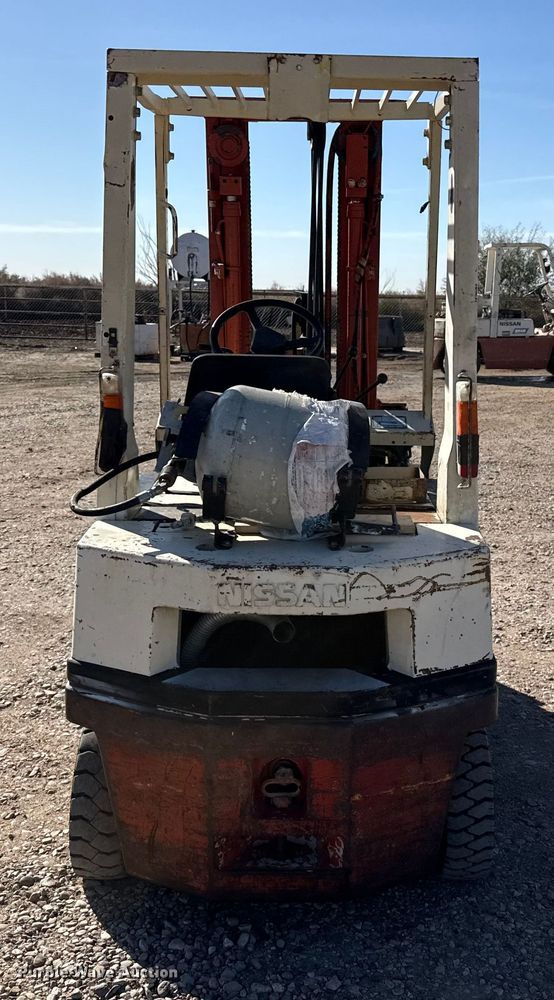 image for item EP0781 Nissan PH01A15V forklift