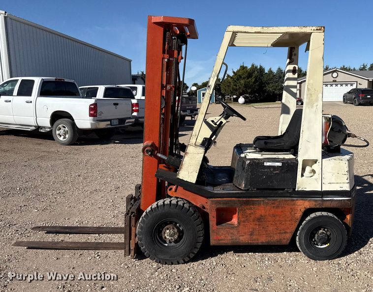 image for item EP0781 Nissan PH01A15V forklift