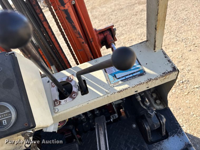 image for item EP0781 Nissan PH01A15V forklift