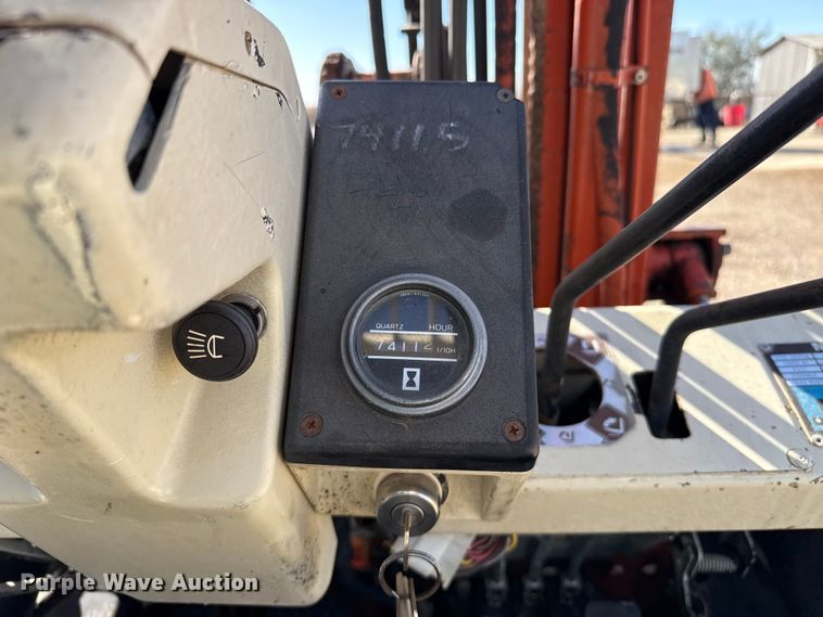 image for item EP0781 Nissan PH01A15V forklift