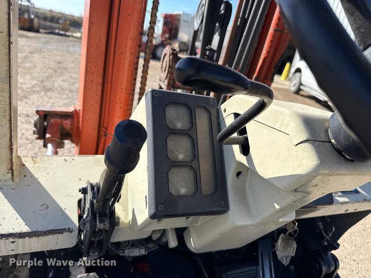 image for item EP0781 Nissan PH01A15V forklift