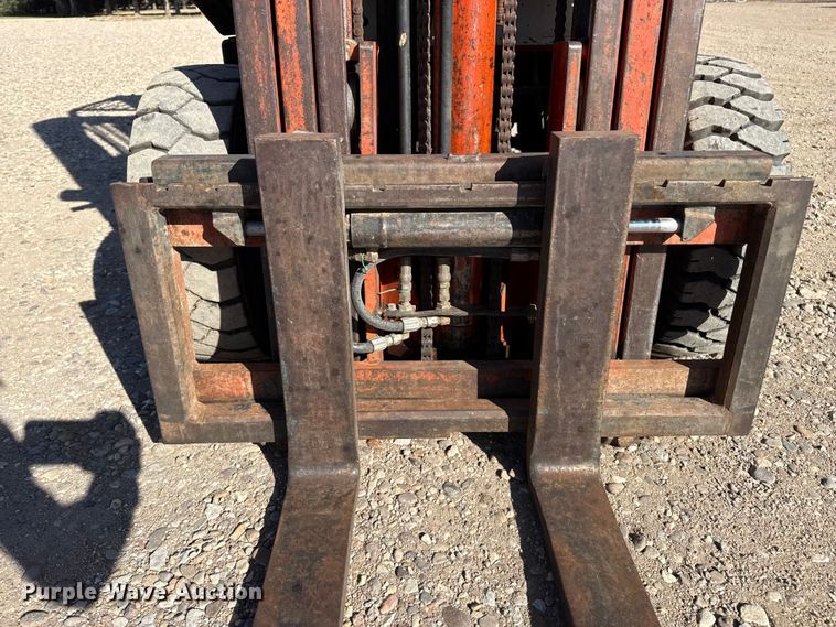 image for item EP0781 Nissan PH01A15V forklift