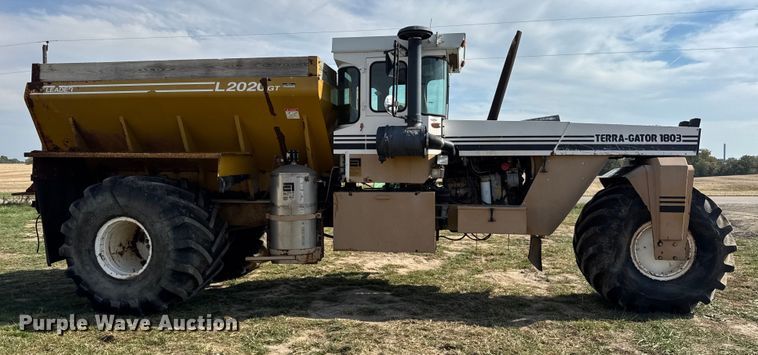 image for item ER0193 Ag Chem Terra Gator 1803 spreader