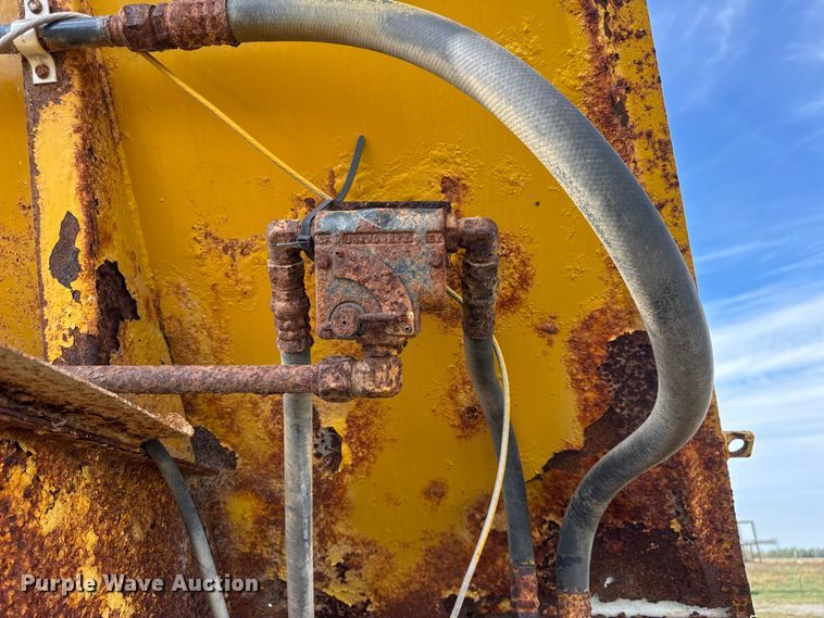 image for item ER0193 Ag Chem Terra Gator 1803 spreader