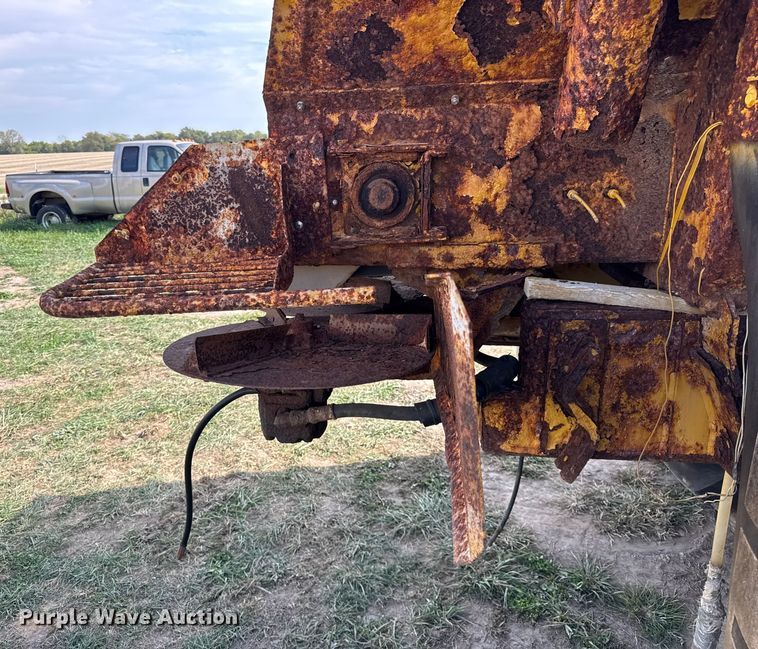 image for item ER0193 Ag Chem Terra Gator 1803 spreader