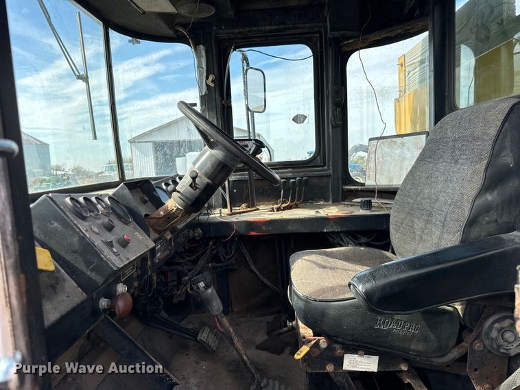 image for item ER0193 Ag Chem Terra Gator 1803 spreader