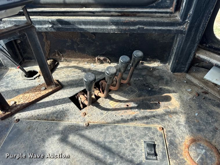 image for item ER0193 Ag Chem Terra Gator 1803 spreader