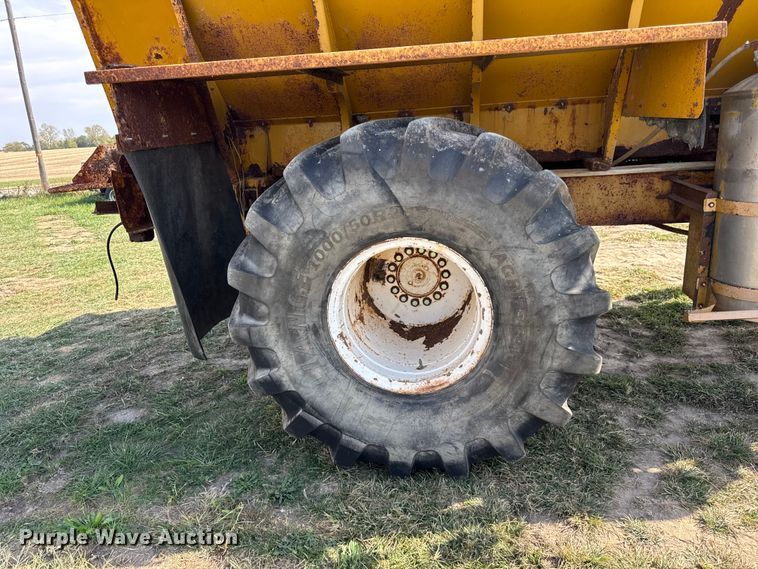 image for item ER0193 Ag Chem Terra Gator 1803 spreader