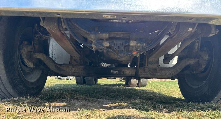 image for item ER0194 2001 International 9200i semi truck