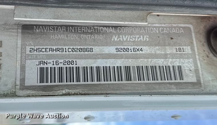 image for item ER0194 2001 International 9200i semi truck