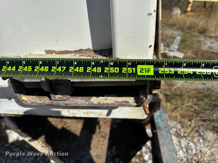 image for item ER0210 Laird feed bed