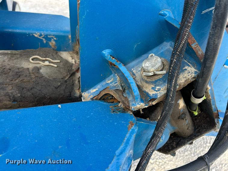 image for item ET3340 Kinze 3700 planter