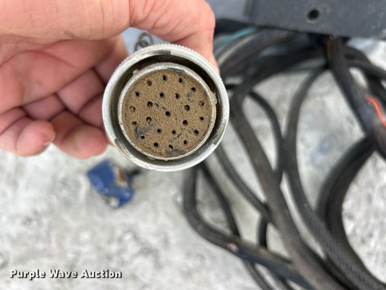 image for item ET3340 Kinze 3700 planter