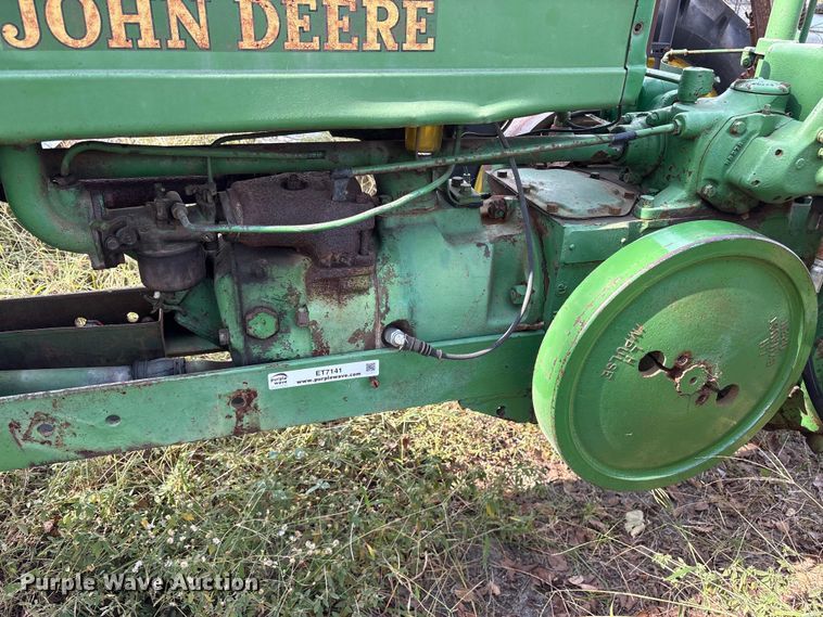 image for item ET7141 John Deere tractor