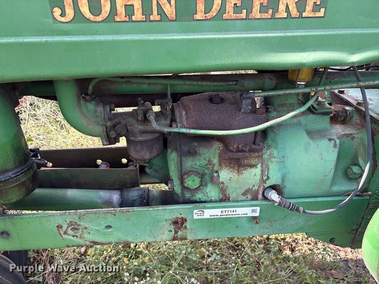 image for item ET7141 John Deere tractor