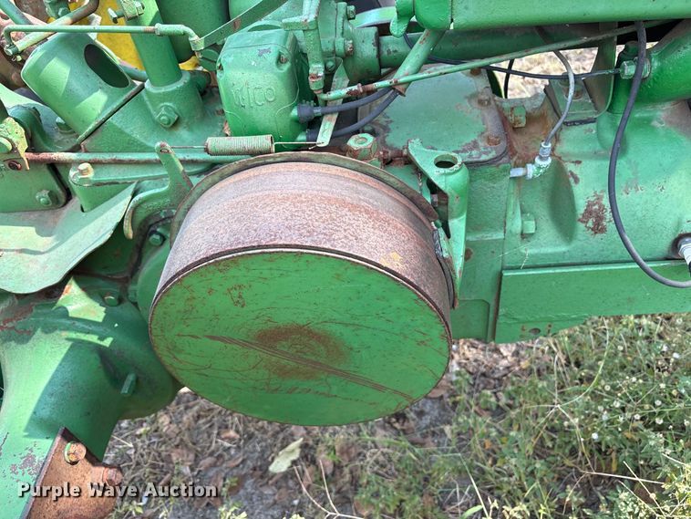 image for item ET7141 John Deere tractor