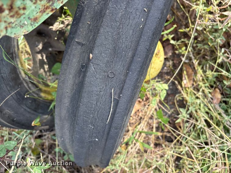 image for item ET7141 John Deere tractor