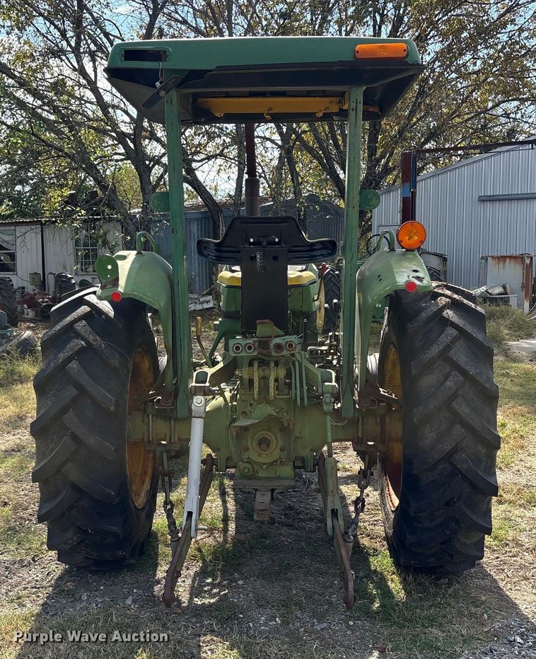 image for item ET7143 John Deere 1250 tractor