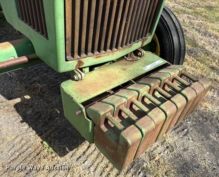 image for item ET7143 John Deere 1250 tractor