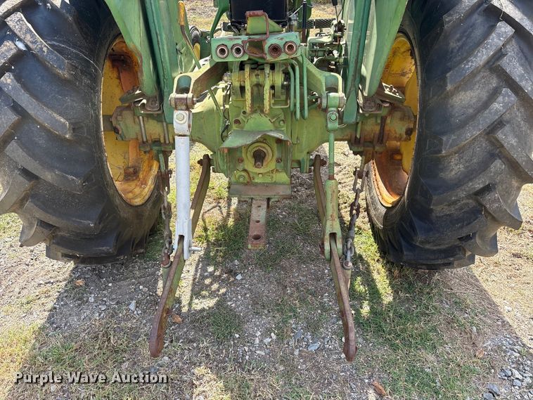 image for item ET7143 John Deere 1250 tractor