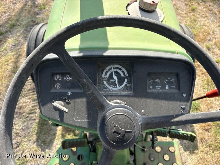 image for item ET7143 John Deere 1250 tractor