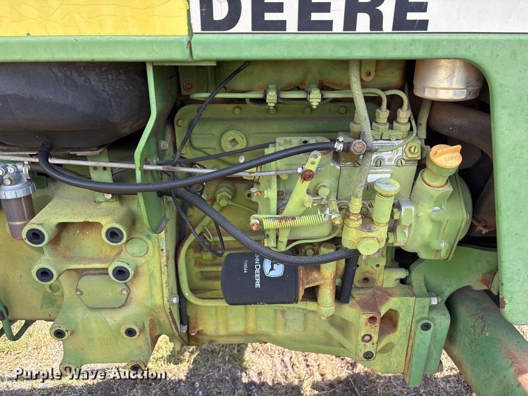 image for item ET7143 John Deere 1250 tractor