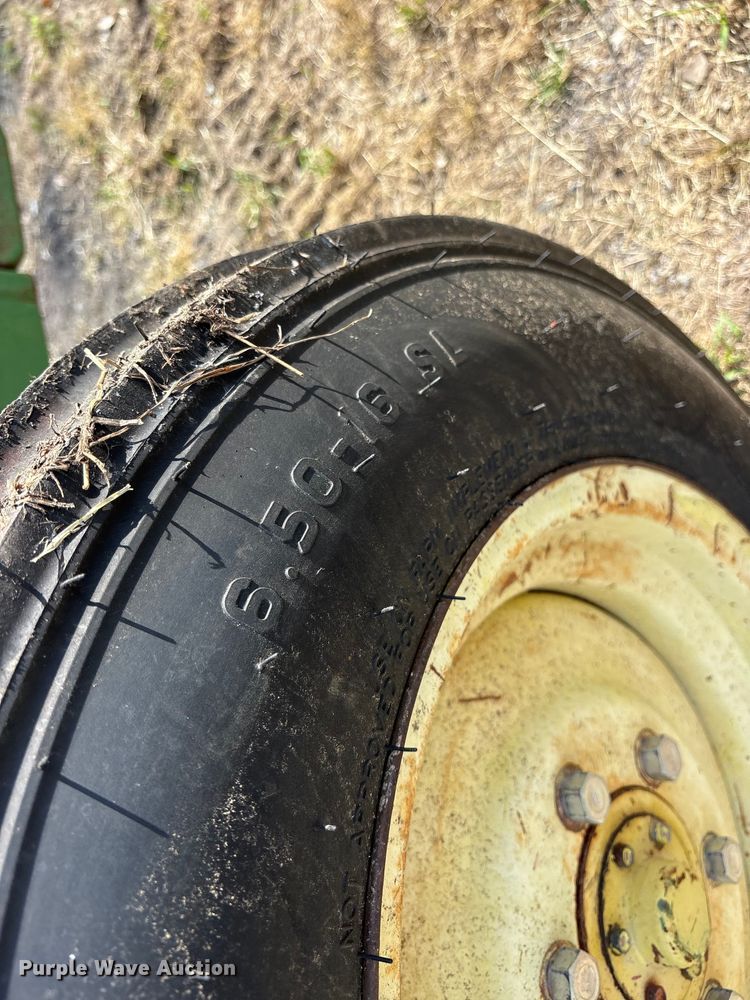 image for item ET7143 John Deere 1250 tractor