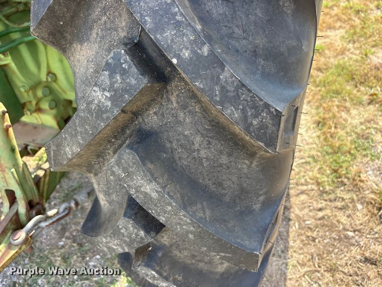 image for item ET7143 John Deere 1250 tractor