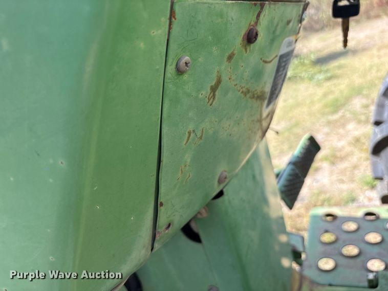 image for item ET7143 John Deere 1250 tractor