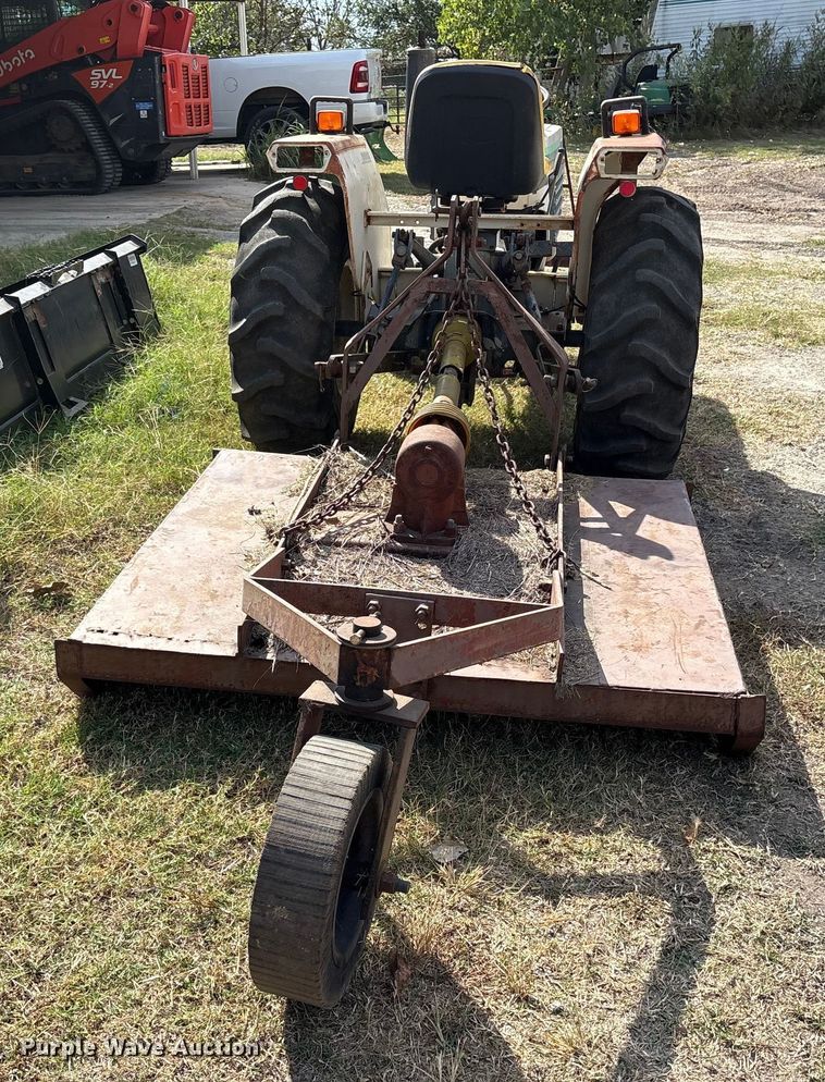 image for item ET7152 Bolens G212 tractor