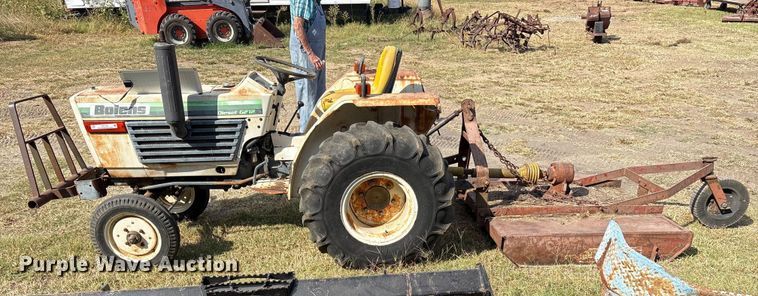 image for item ET7152 Bolens G212 tractor