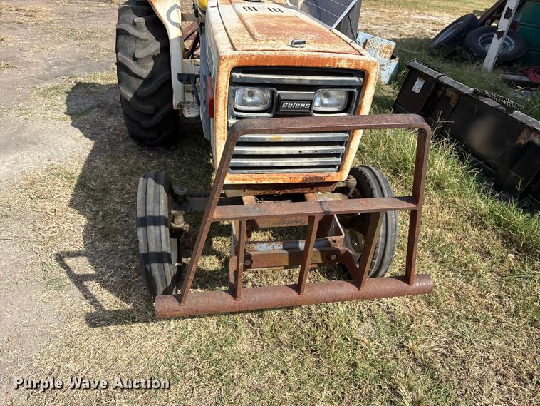 image for item ET7152 Bolens G212 tractor