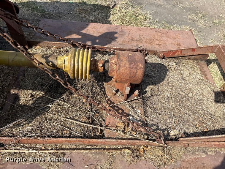 image for item ET7152 Bolens G212 tractor