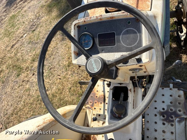 image for item ET7152 Bolens G212 tractor