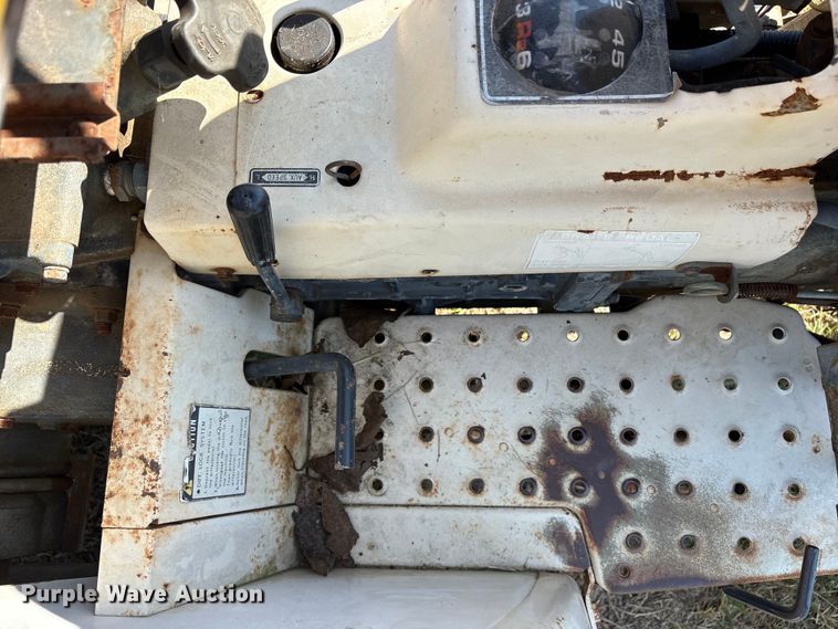 image for item ET7152 Bolens G212 tractor