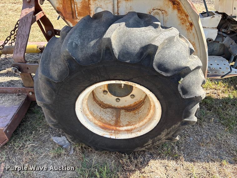 image for item ET7152 Bolens G212 tractor