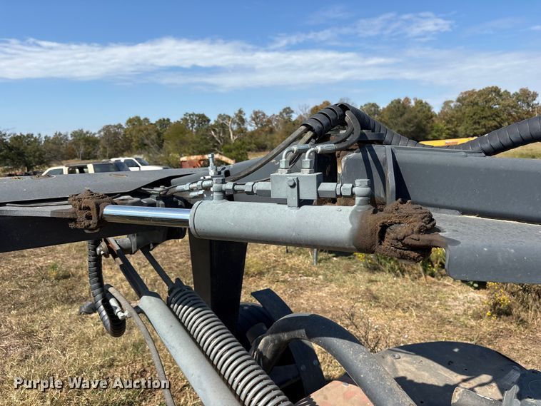 image for item ET7153 2016 Kubota DM5032 disc mower