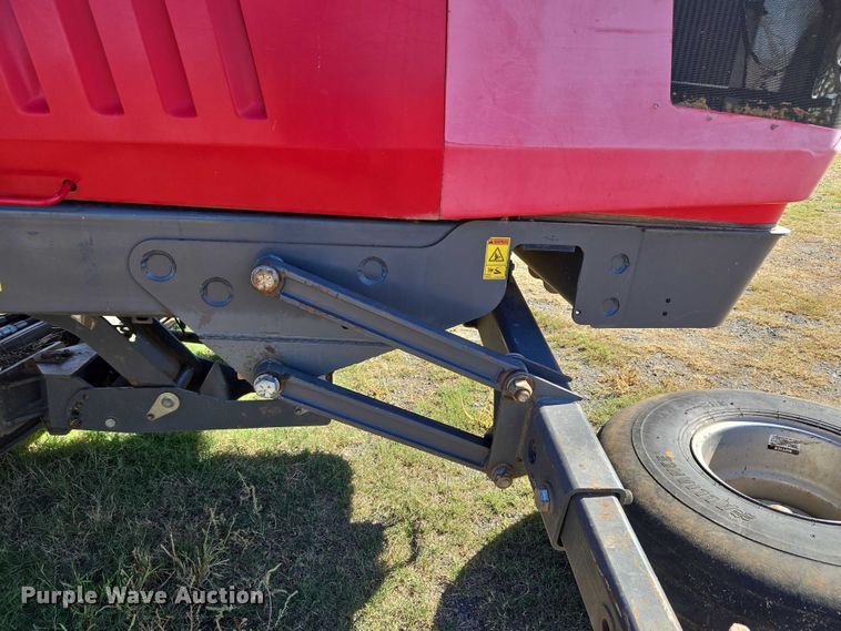 image for item EU3926 2016 Massey Ferguson WR9870 swather / windrower