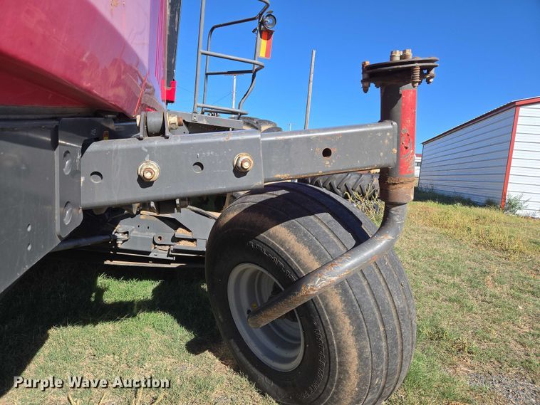 image for item EU3926 2016 Massey Ferguson WR9870 swather / windrower