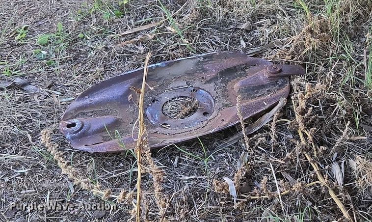 image for item EU3926 2016 Massey Ferguson WR9870 swather / windrower