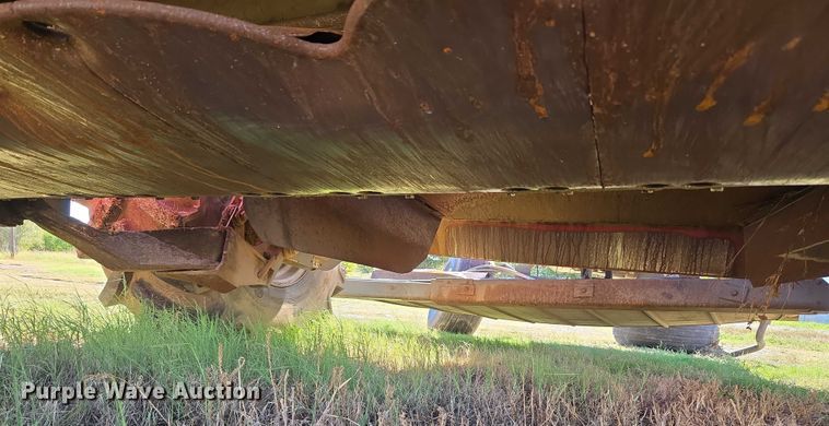 image for item EU3926 2016 Massey Ferguson WR9870 swather / windrower