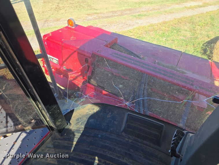 image for item EU3926 2016 Massey Ferguson WR9870 swather / windrower