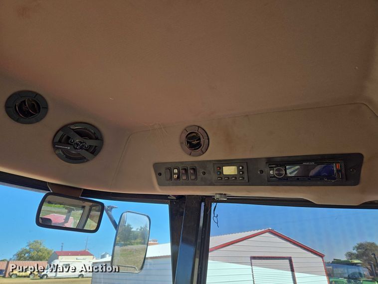 image for item EU3926 2016 Massey Ferguson WR9870 swather / windrower