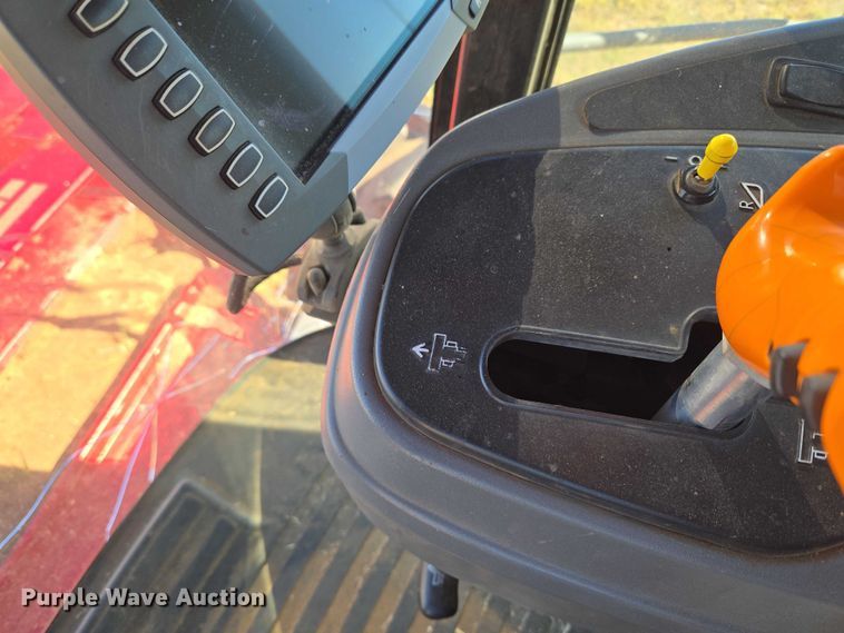 image for item EU3926 2016 Massey Ferguson WR9870 swather / windrower