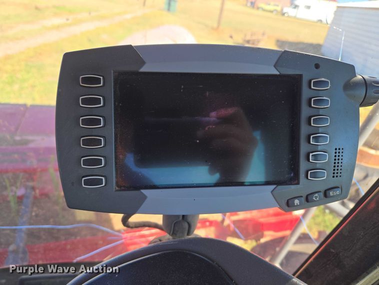 image for item EU3926 2016 Massey Ferguson WR9870 swather / windrower