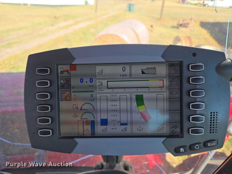 image for item EU3926 2016 Massey Ferguson WR9870 swather / windrower